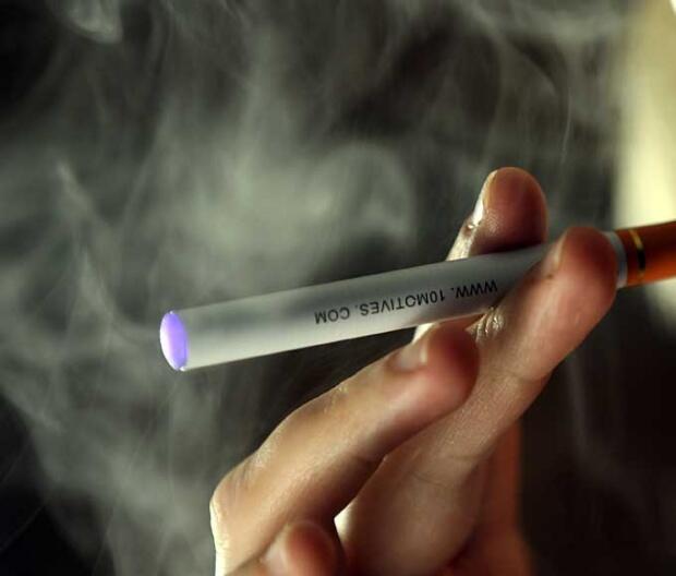 Rokok itu Tidak Berbahaya, Mau Tau Caranya Gan?