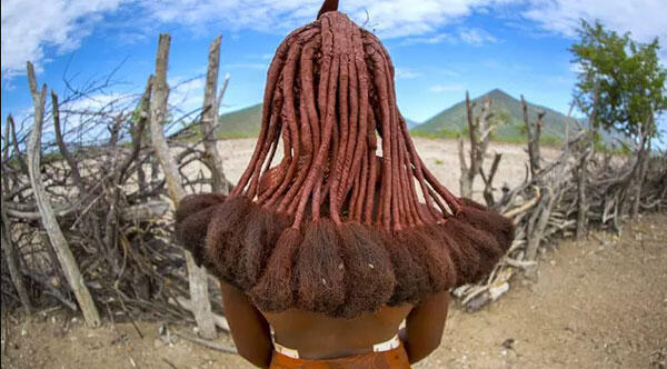 Rambut Gimbal dan Kulit Merah suku himba kaokoland afrika