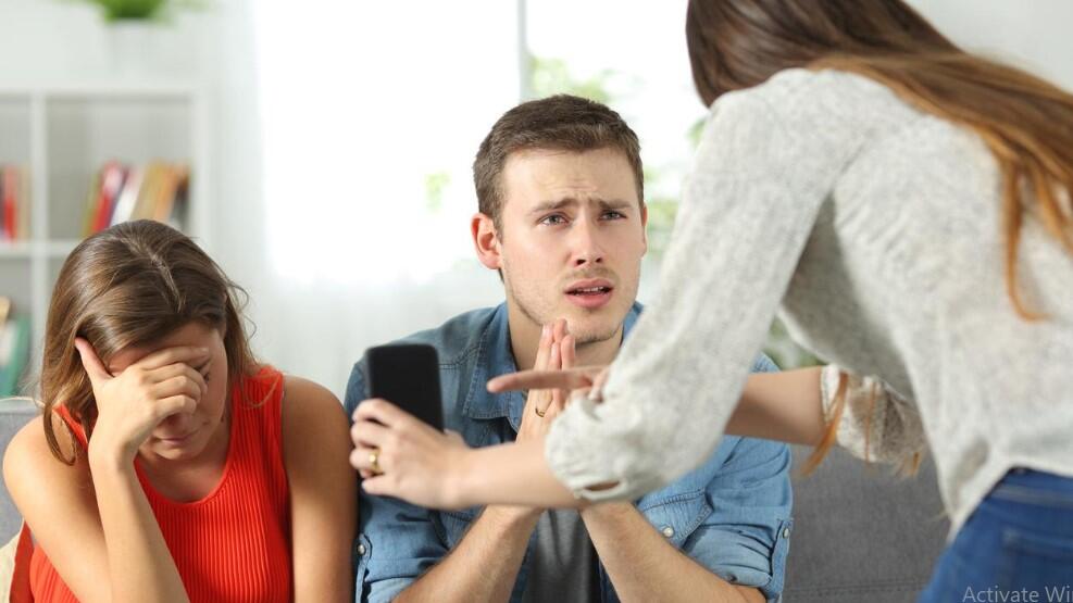 Emak: "Jangan Nikah dengan Cewek dari Daerah ini! Atau Kamu akan Menyesal!"