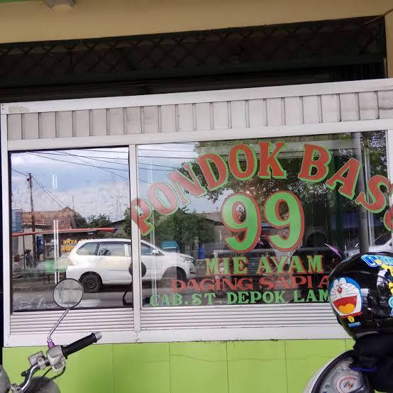 Jajanan Yang Bikin Seger Itu Ya &quot;Bakso Pinggir Jalan&quot;