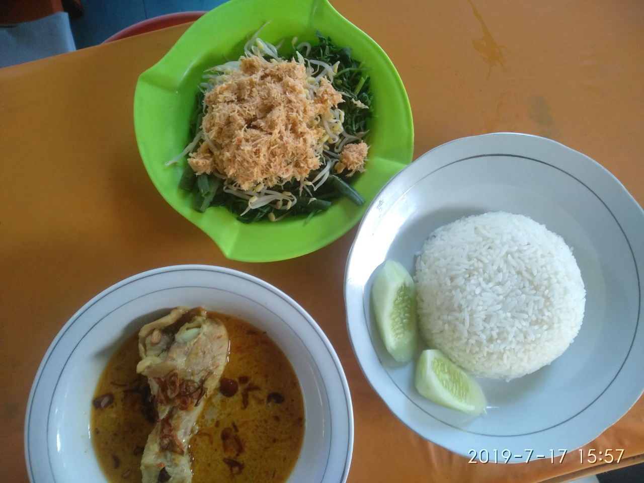 Ayam Pedes Gila Makanan Enak, Seger Dan Pedes