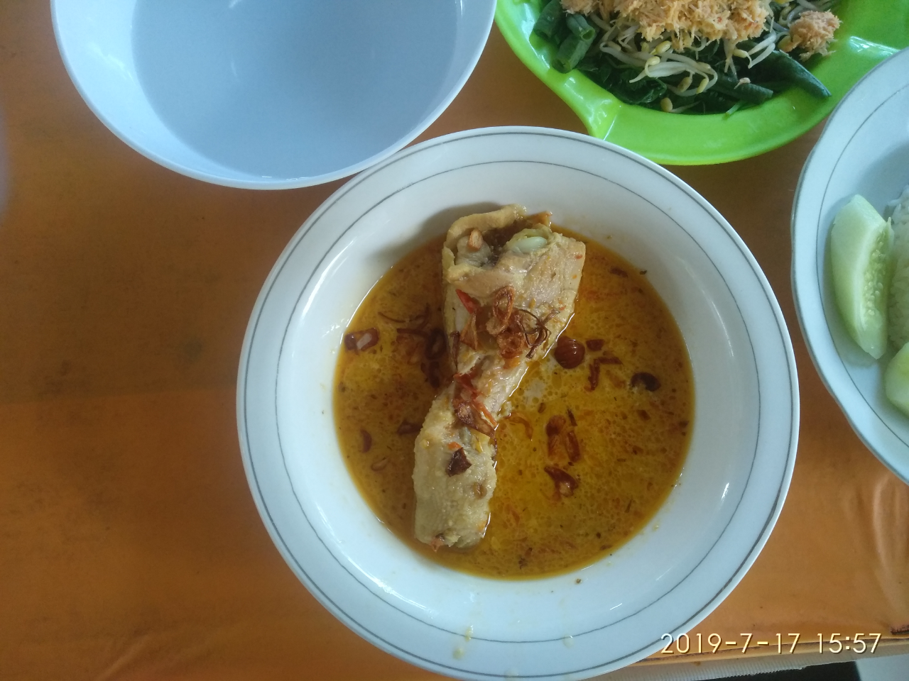 Ayam Pedes Gila Makanan Enak, Seger Dan Pedes