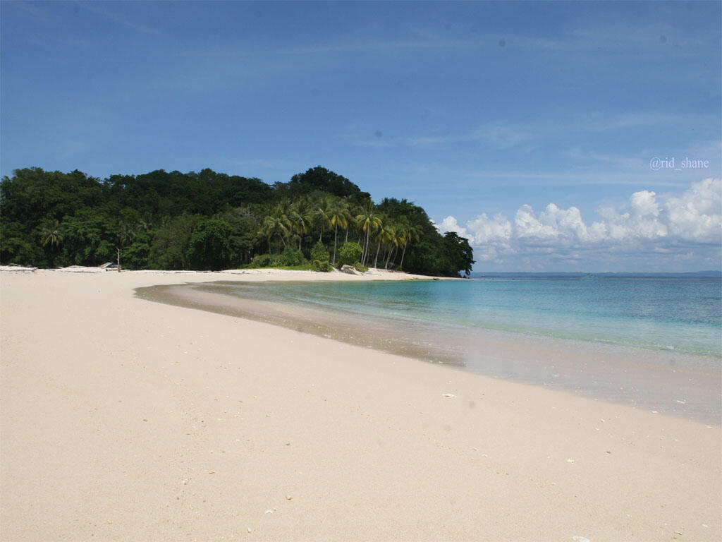 Pantai Tanjung Kasuari, Surga Dunia Di Pulau Cendrawasih