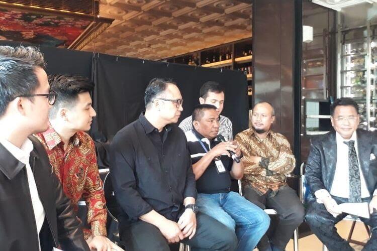 Buntut Video &quot;Kertas Menu&quot;, Rius Vernandes Dihujat Masyarakat dan Dilaporkan