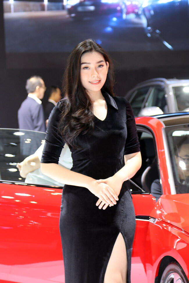 Kumpulan Foto Asli SPG Cantik di GIIAS 2019 (No Edit, No Filter)