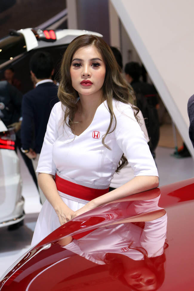 Kumpulan Foto Asli SPG Cantik di GIIAS 2019 (No Edit, No Filter)