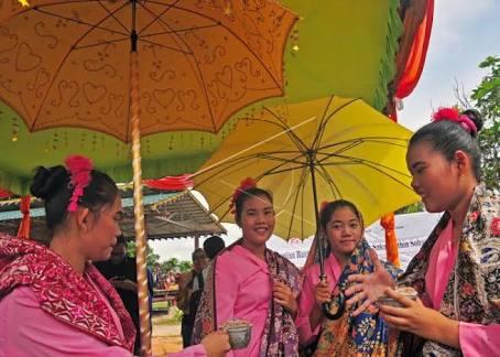 Ternyata Di Suku Pedalaman Banyak Wanita Cantik Loh