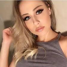Adu Cantik WAGs Lini Belakang Juventus: Siapa Yang Tercantik?