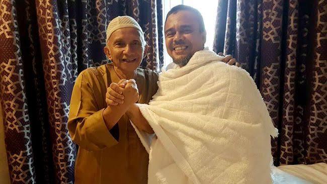 Rizieq Shihab Raib di Facebook: Berbagai Opini Muncrat