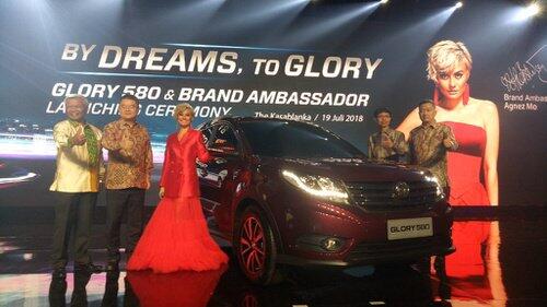 DFSK Pamerkan SUV Glory E3 di GIIAS 2019