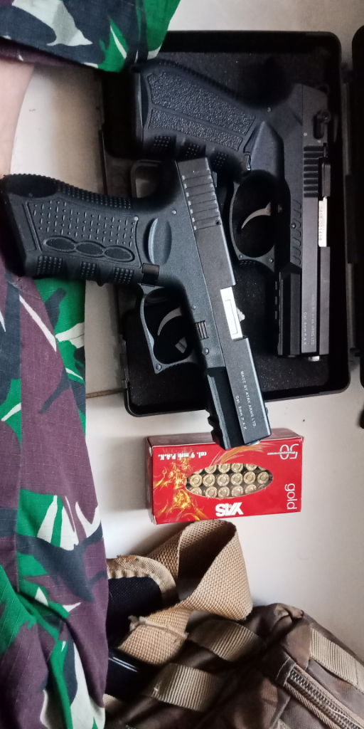 Blank Gun