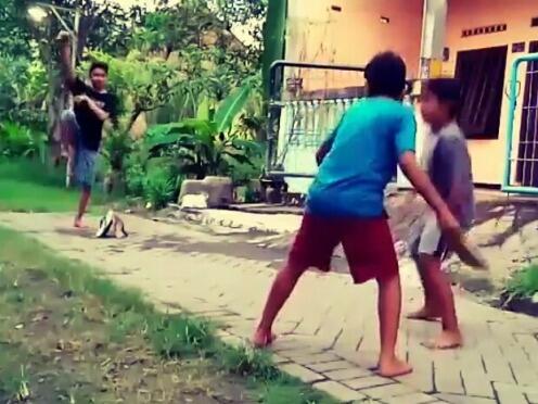 Legend Abis, Ini 4 Permainan Khas Anak Kecil Jaman Dulu! Masih Inget?