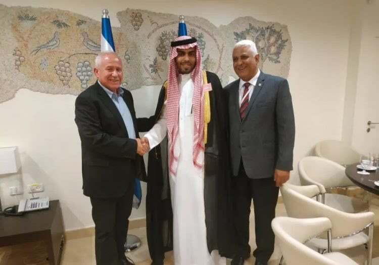 Tur ke Jerusalem, Blogger Saudi Diludahi Rakyat Palestina