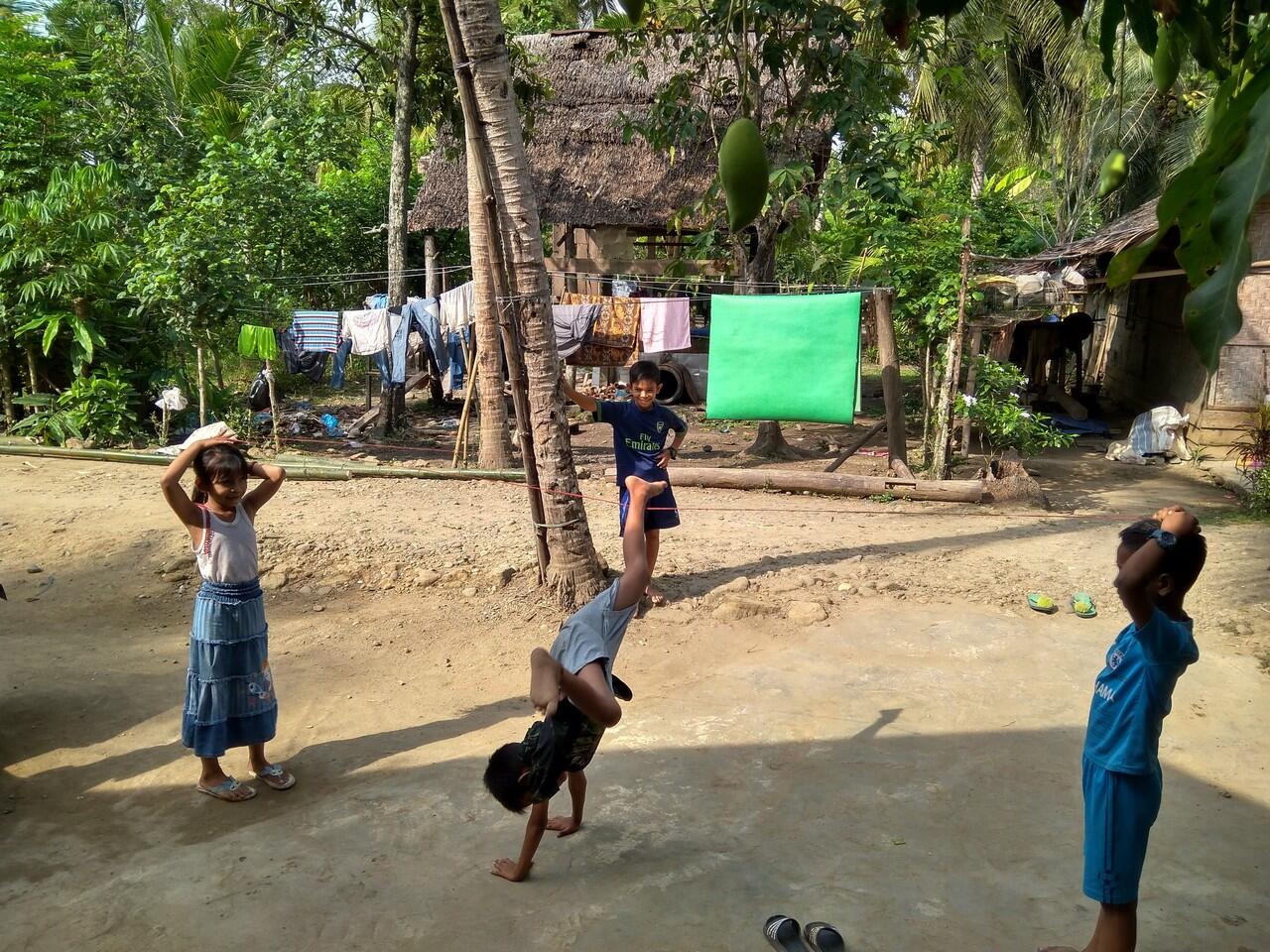 Permainan Masa Kecilku di Sebuah Kampung Kecil - Purworejo
