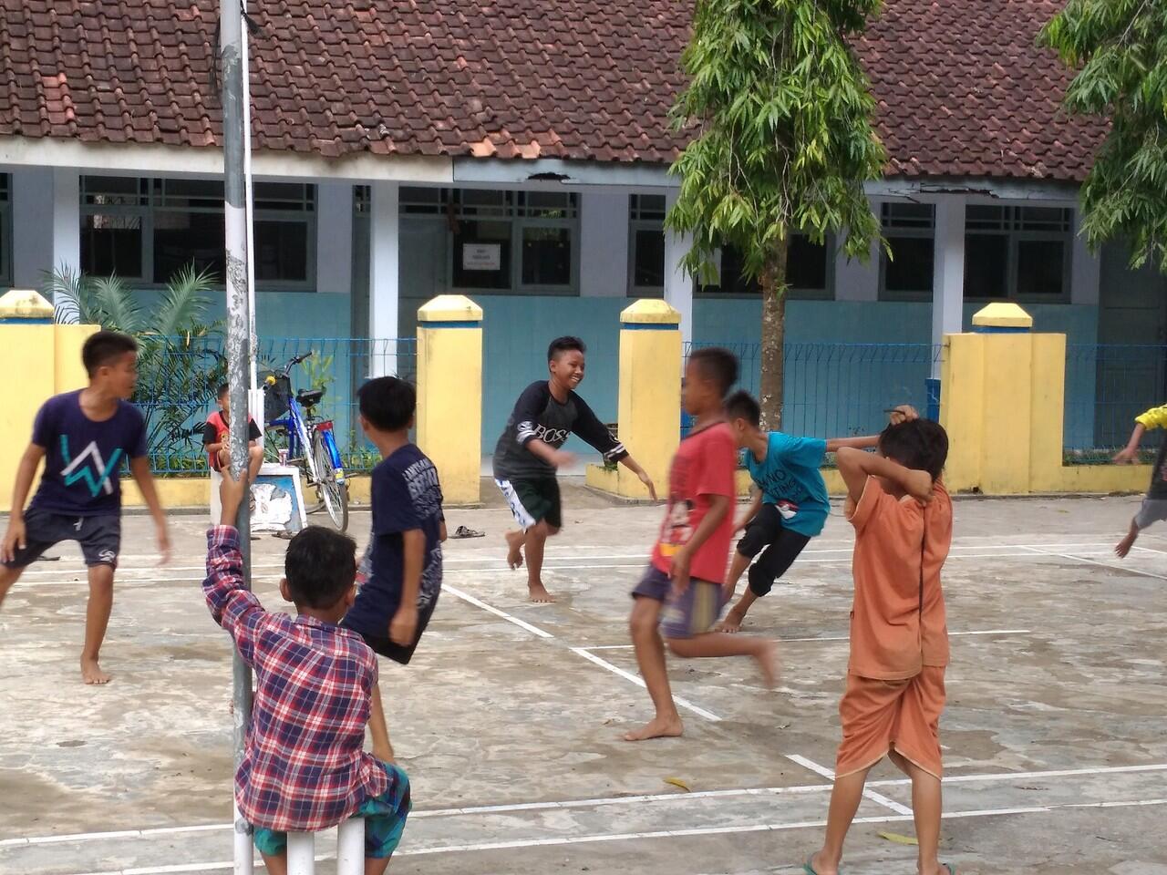 Permainan Masa Kecilku di Sebuah Kampung Kecil - Purworejo