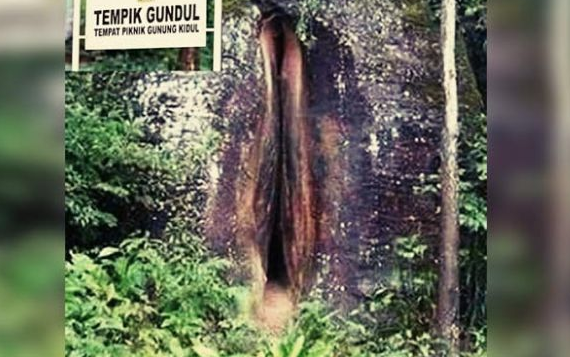Mirip “Vagina Raksasa”, Tempat Wisata “Tempik Gundul” Viral, Porno?