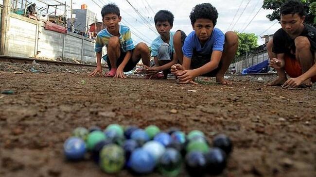 4 Mainan yang Dulu Dikoleksi Anak-anak 90an