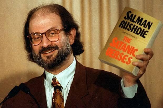 Salman Rushdie Bersaing Menangkan Booker Prize