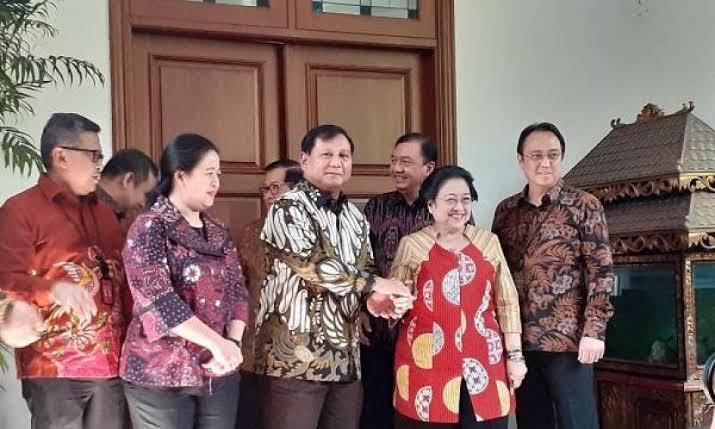 Politik Nasi Goreng Ala Megawati, Buat Prabowo Tersenyum