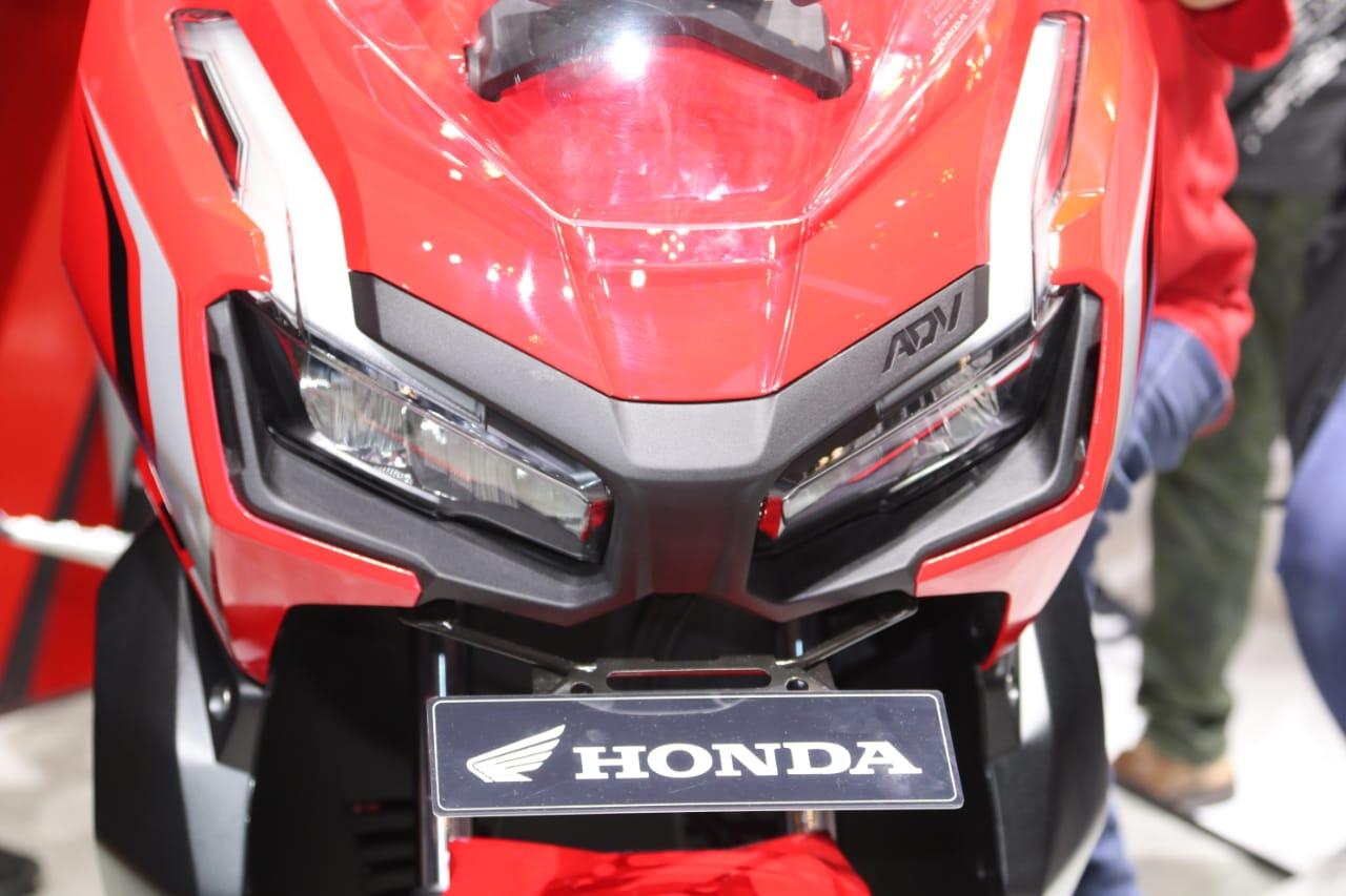 Honda ADV 150: Handling dan Suspensi Oke Punya, Layak Dibeli