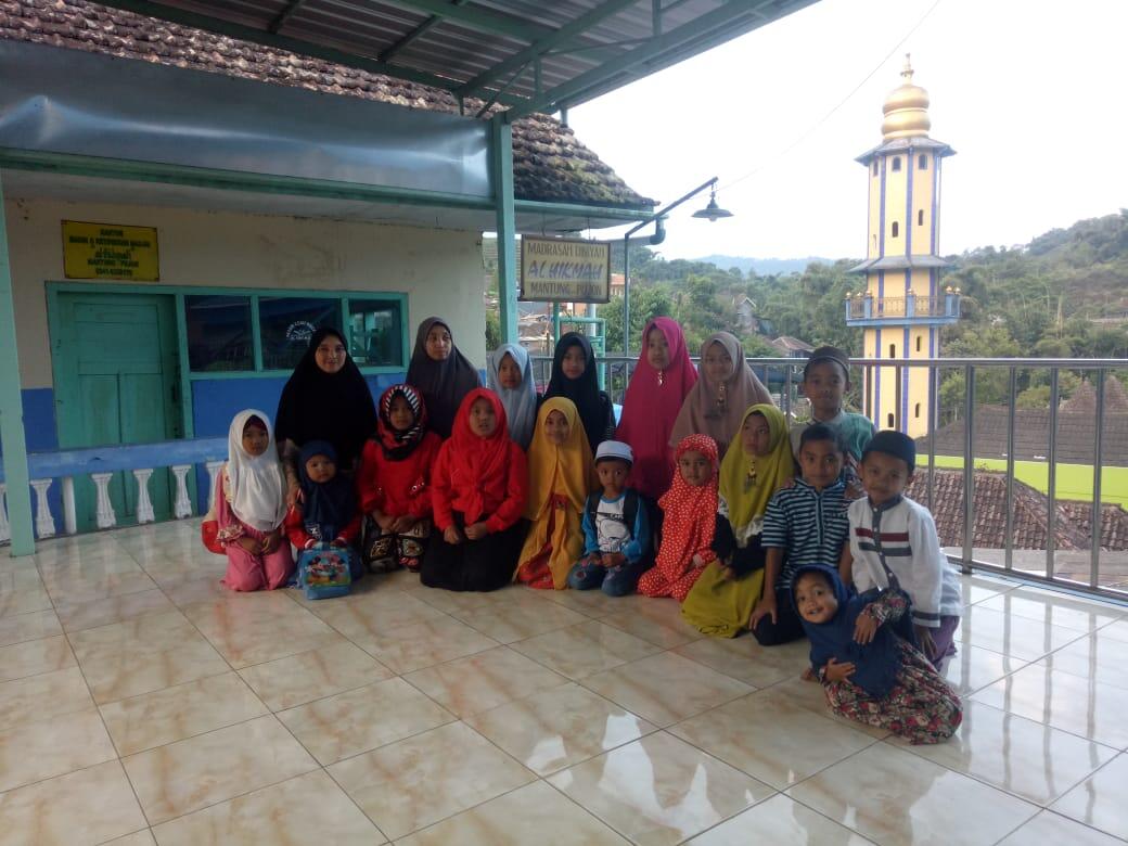 Perjuangan Menghidupkan TPQ Al-Hikmah Di Era Gadget