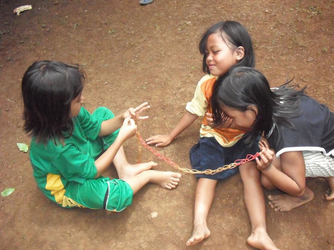 Mainan-Mainan di Masa Kecilku yang Paling Favorit