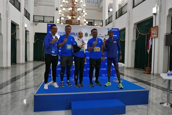 Ribuan Pelari dari Sabang Sampai Marauke Meriahkan Pocari Sweat Run Bandung 2019 