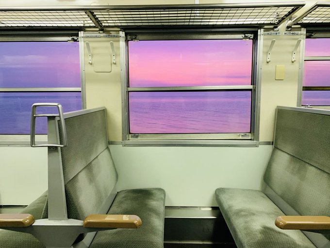 Jalur Kereta di Jepang Ini Tawarkan Pemandangan Indah Buat Kamu Nikmati Gan
