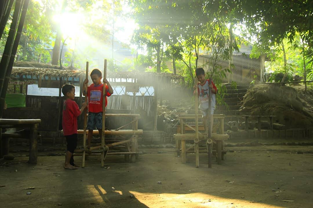 Ingatan yang Masih Tersisa Tentang Permainan Masa Kecil