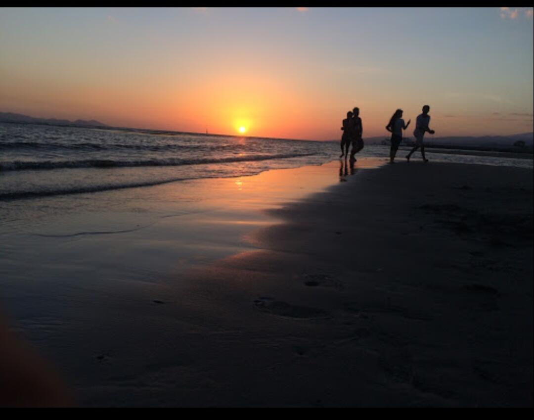 Jalan-jalan Ke Pantai Mandra, Yuuk!