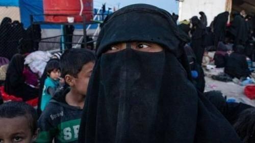 Wanita ISIS Asal Bandung di Suriah: Kami Ingin Pulang ke Indonesia