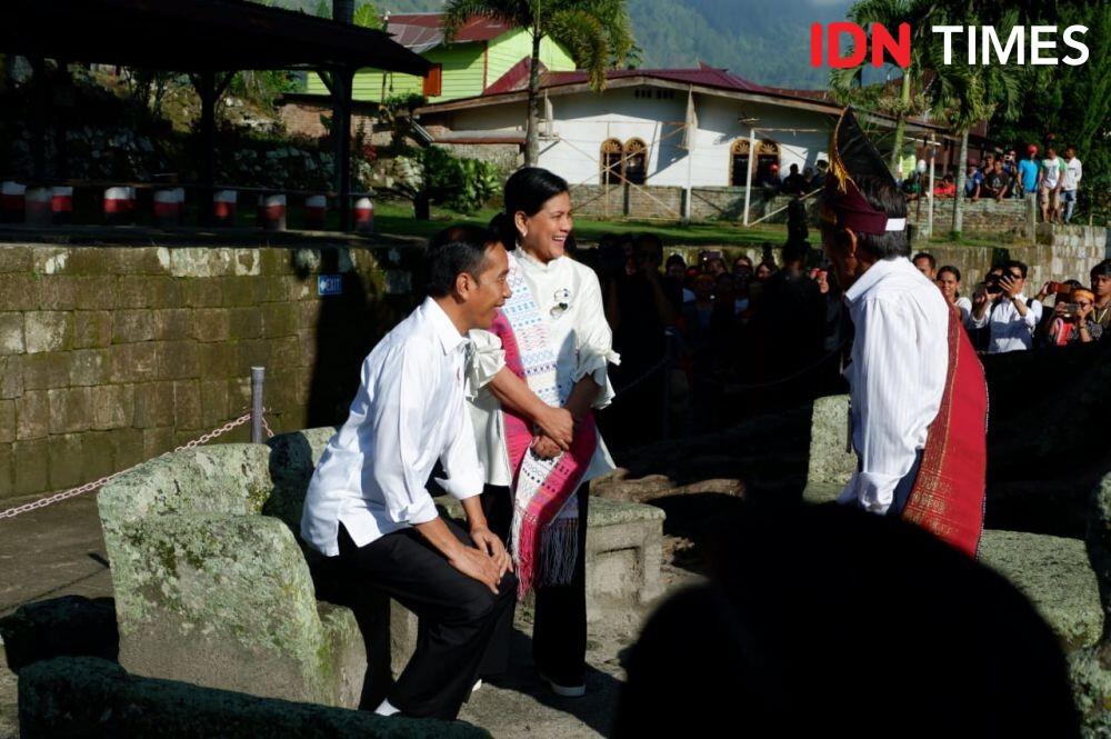 Jokowi Sampai ‘Melongo’ Dengar Cerita Batak Makan Orang
