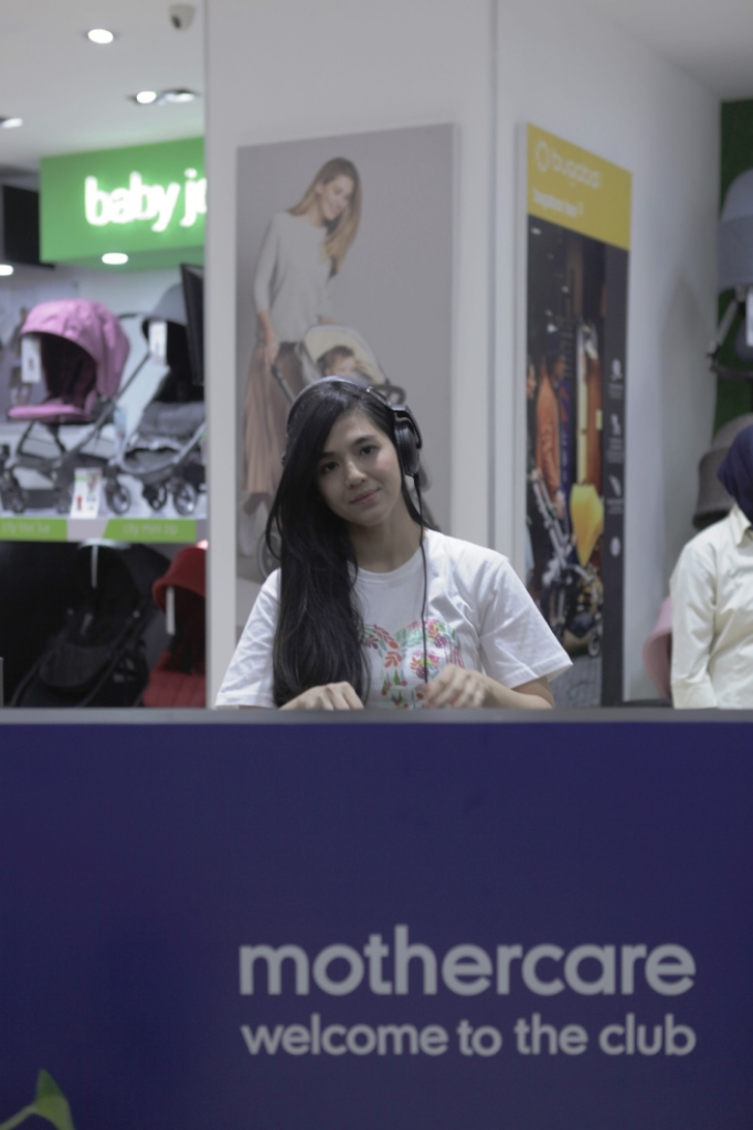 GERAI MOTHERCARE DAN (ELC) TERBESAR DAN TERMEGAH DI GRAND INDONESIA
