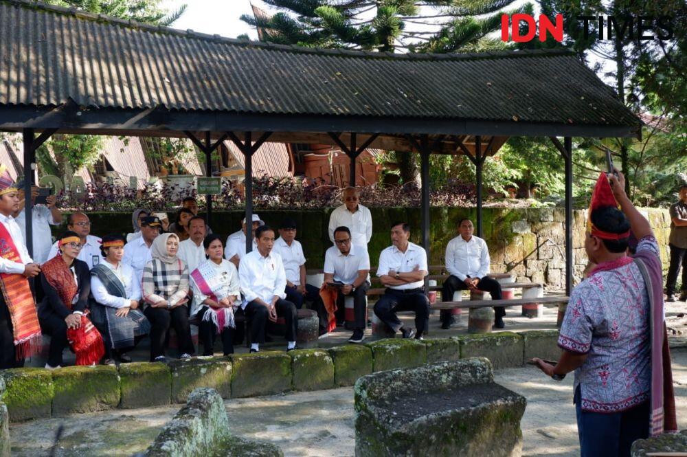 Jokowi Sampai ‘Melongo’ Dengar Cerita Batak Makan Orang
