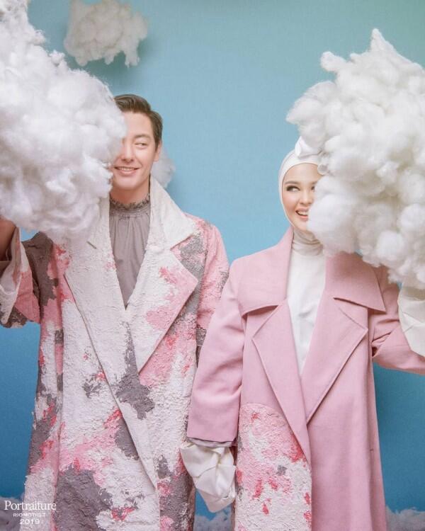 Tak Hanya Adat, 7 Foto Prewedding Cut Meyriska & Roger yang Kekinian