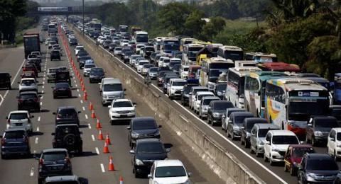 Anies Sebut Macet di Tol Sumbang Polusi, Dirut Jasa Marga Meradang