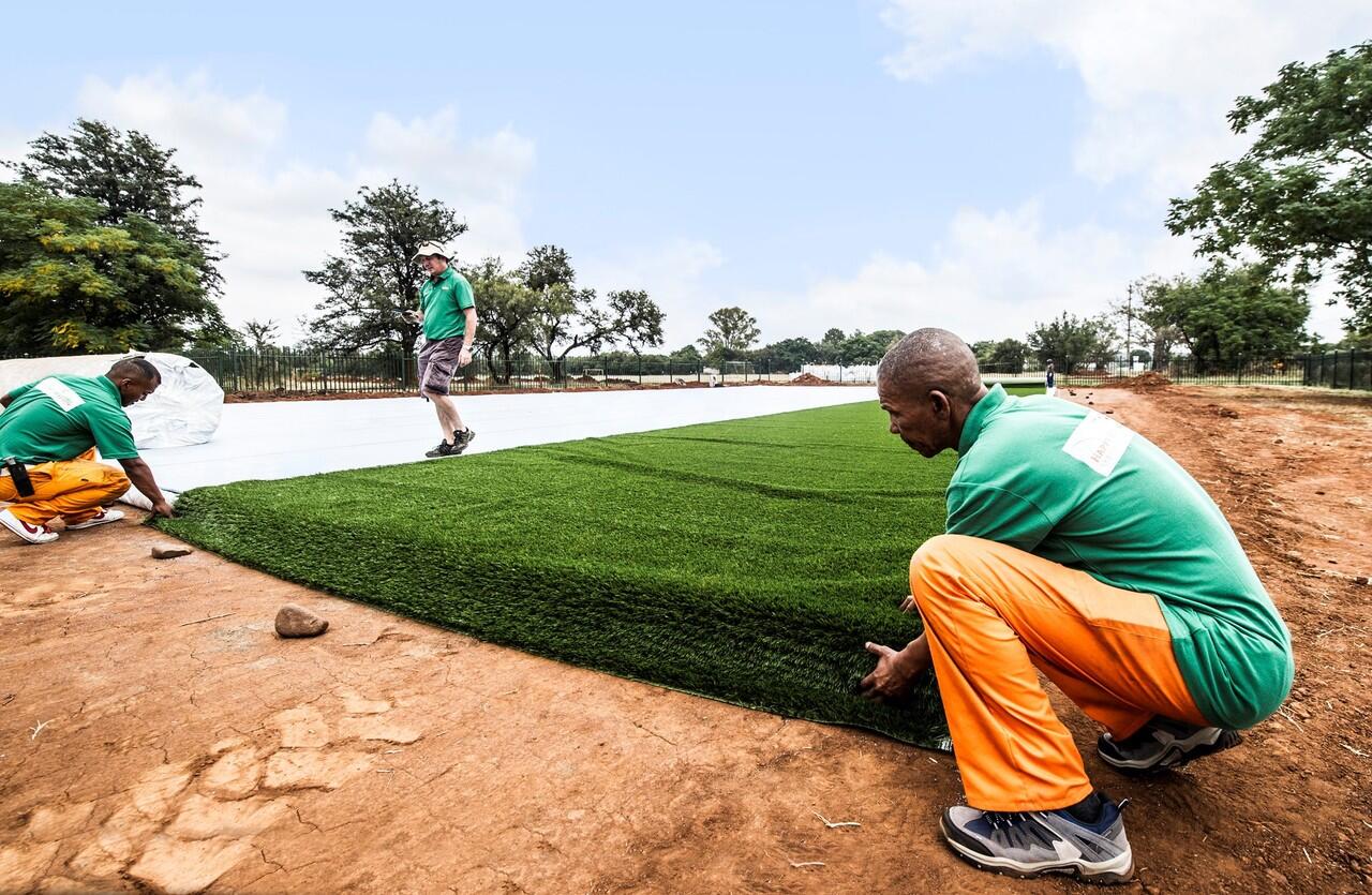 Wah Keren, Lapangan Bola ini Jadi Sumber Air di Afrika