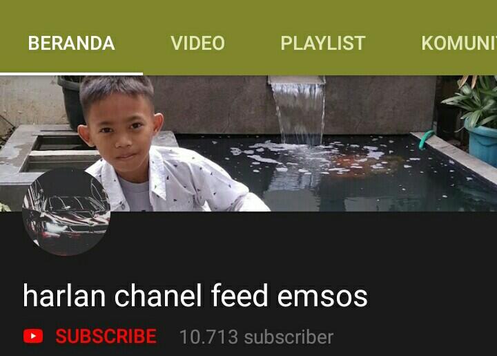 Bocah Bagikan Selebaran Channel Youtube Demi Biayai Orangtua Naik Haji