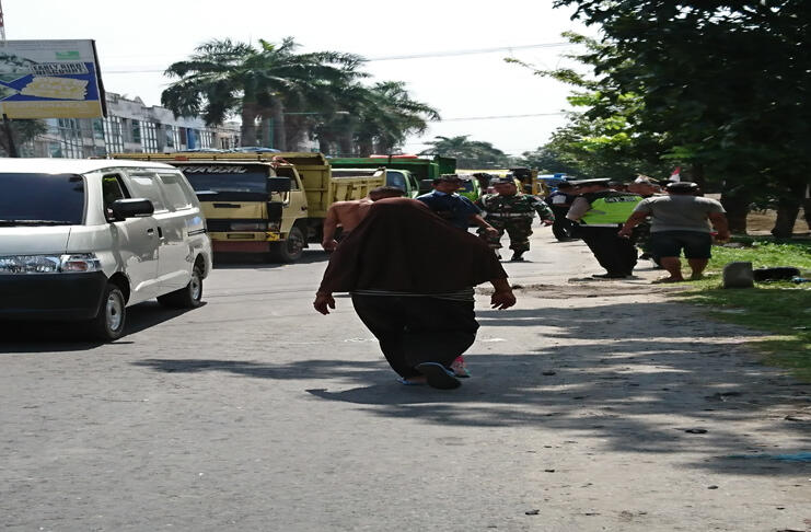 Ingin Jumpai Pacar, Anak Anggota TNI Tewas Terlindas Truk di Helvetia