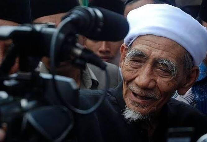 Alissa Wahid: Mbah Moen Akan Dimakamkan di Makkah