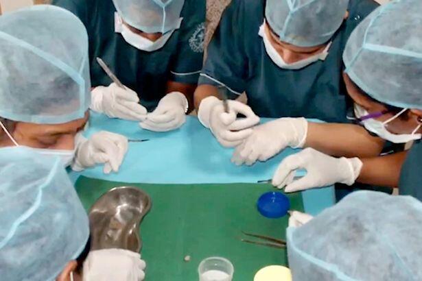 Kelainan Gen! Bocah Ini Memiliki 526 Gigi Yang Bersembunyi Dalam Rahang Bawah