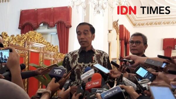 Serban Hijau dan Imam Salat, Kenangan Jokowi dari Mbah Moen