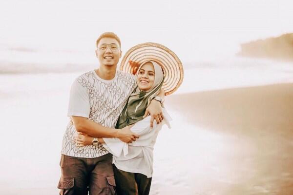 10 Potret Harmonis Nycta Gina dengan Rizky Kinos, Family Goals!