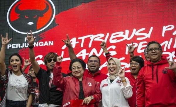 Mbah Moen dan Megawati Punya Kedakatan, Ini Kegiatan Rutin Keduanya