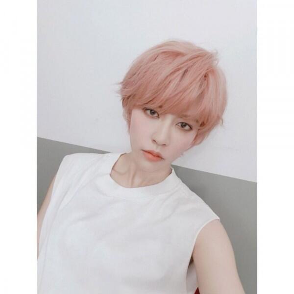 Disebut Sebagai The Next Amber f(x), 10 Potret Miya GWSN yang Boyish!