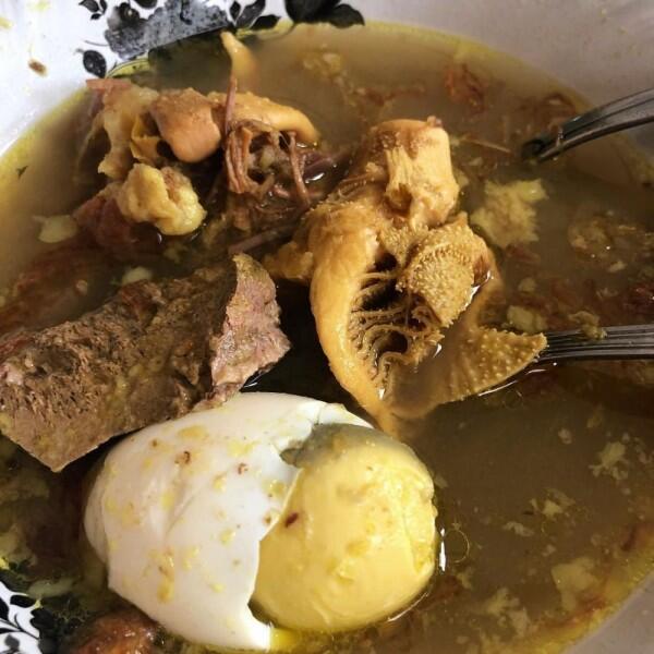 5 Rekomendasi Soto Daging di Surabaya yang Bakal Bikin Kamu Ketagihan