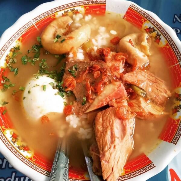 5 Rekomendasi Soto Daging di Surabaya yang Bakal Bikin Kamu Ketagihan