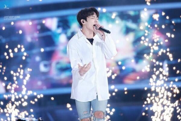 9 Fakta Menarik Jungkook BTS, Idol dengan Julukan Golden Maknae