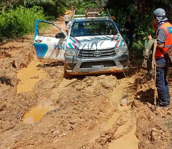 PLN : Pantang Pulang Sebelum Listrik Menyala