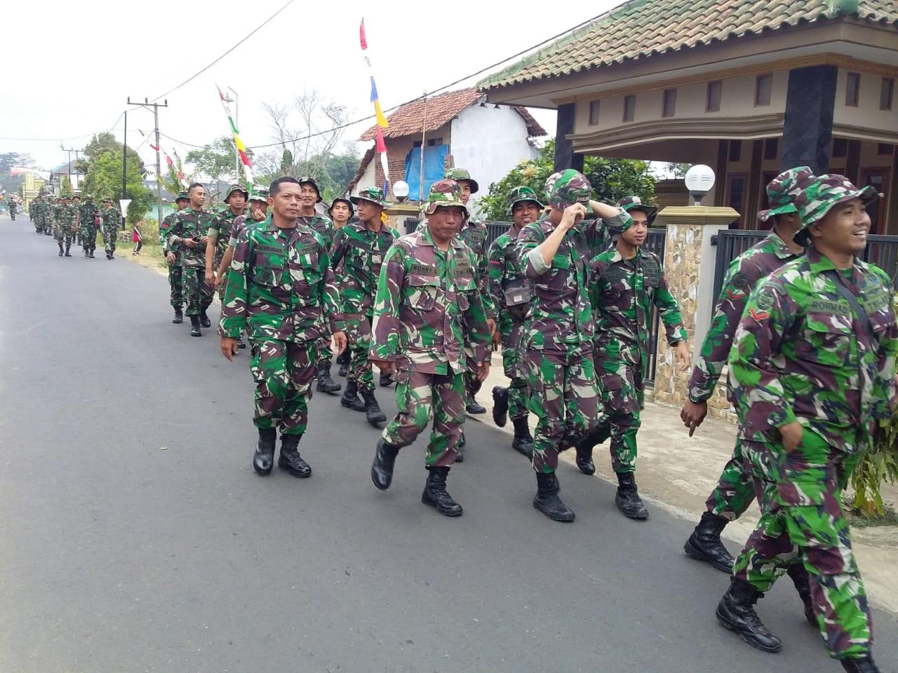 TMMD Segera Berakhir, Anggota Poskesdim Majalengka Bergerilya